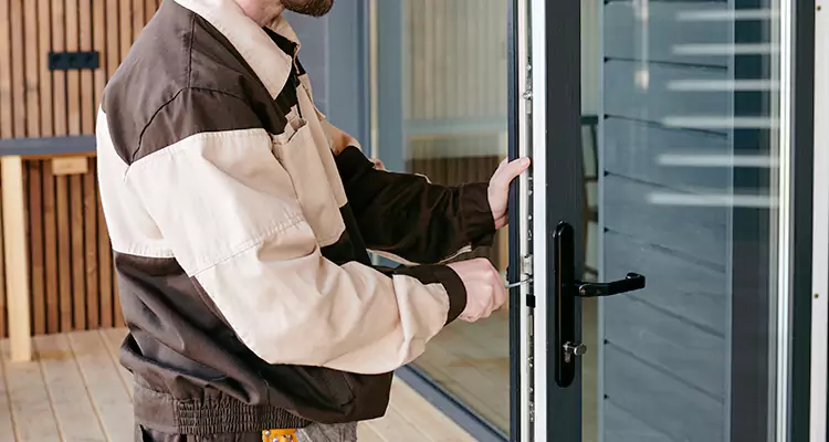 Fix Patio Screen Door Rollers in Jacksonville Beach, FL